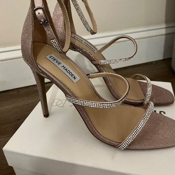 Stappy Heels - Picture 3 of 6